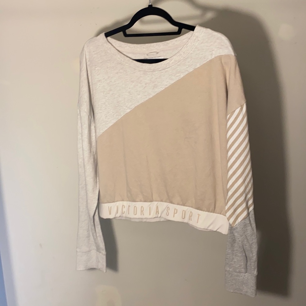 Victoria Sport Cropped Sweatshirt